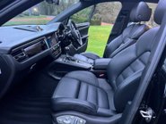 Porsche Macan S PDK 30