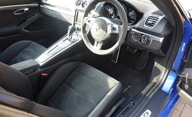 Porsche Cayman GTS 15