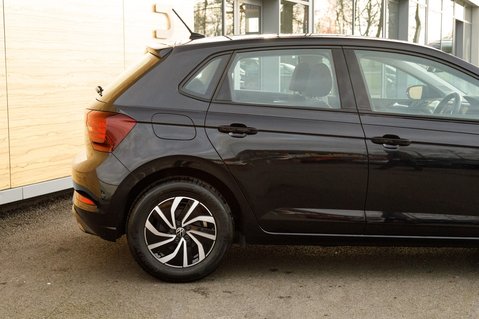 Volkswagen Polo LIFE TSI 7