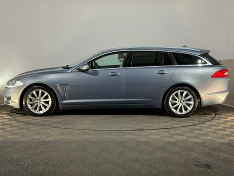 Jaguar XF D PREMIUM LUXURY SPORTBRAKE 5