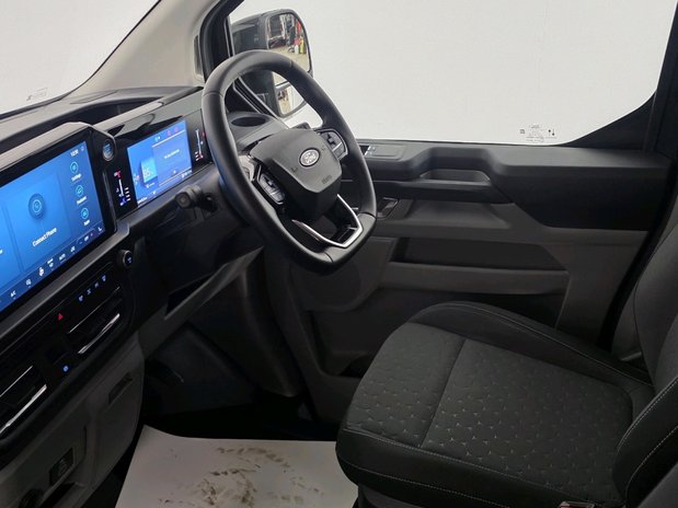 Ford Transit Custom Transit Custom PHEV 320L1 H1 Limited Auto Van 2.5L 227PHEV 16
