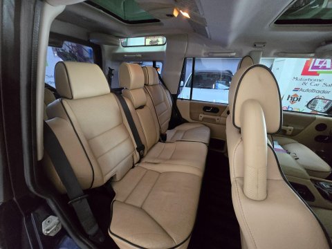 Land Rover Discovery 2.5 TD5 ES Premium Station Wagon 5dr Diesel Automatic (7 Seats) (284 g/km, 20
