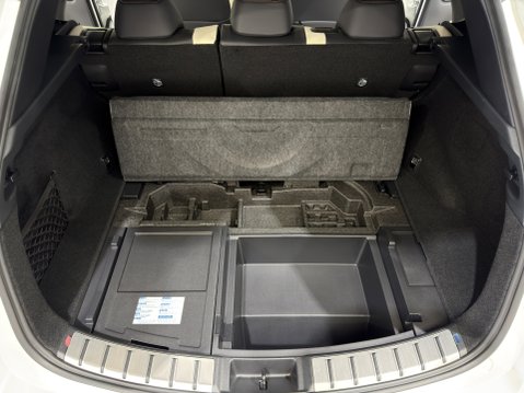 Lexus NX 450H PLUS TAKUMI Pan Roof + Mark Levinson Sound 30