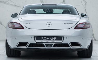 Mercedes-Benz SLS AMG 7