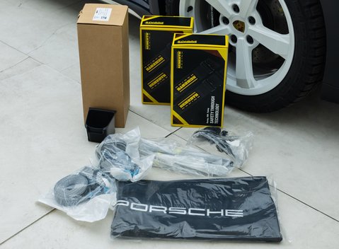 Porsche 911 DAKAR (992) 49