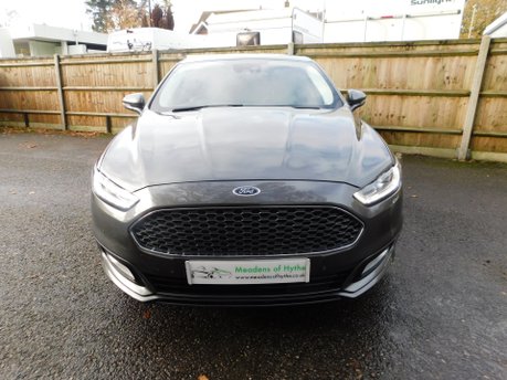 Ford Mondeo VIGNALE 2.0 TDCI AUTOMATIC 5dr 9
