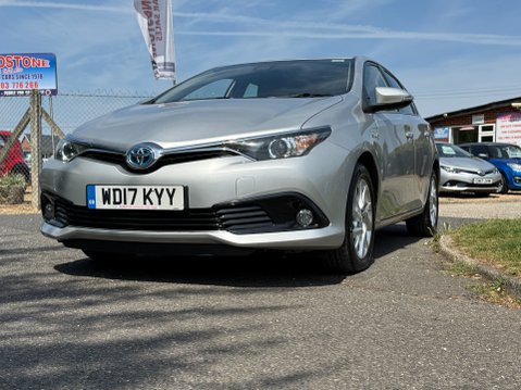 Toyota Auris VVT-I HYBRID BUSINESS EDITION TSS 28