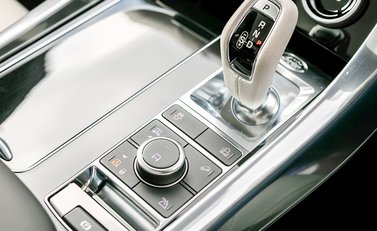 Land Rover Range Rover Sport 5.0 SVR 21