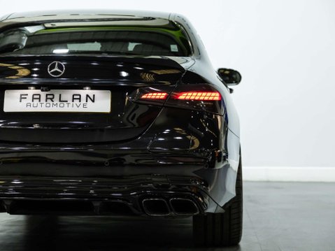 Mercedes-Benz E Class 2.0 E300de 13.5kWh AMG Line Saloon 4dr Diesel Plug-in Hybrid G-Tronic+ Euro 32