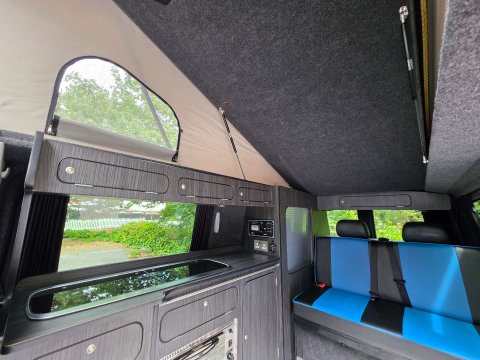 Volkswagen Transporter 2.5 Transporter T30 130 TDI LWB 12