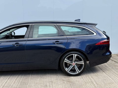 Jaguar XF 2.0 XF Portfolio D AWD Auto 4WD 5dr 60