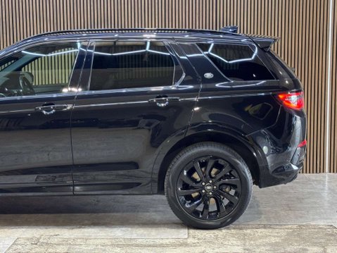 Land Rover Discovery Sport 2.0 Discovery Sport R-Dynamic HSE D Auto 4WD 5dr 23