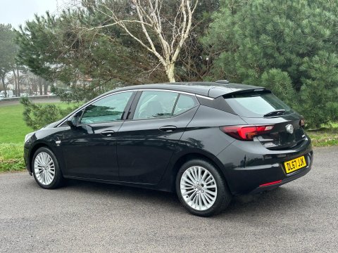 Vauxhall Astra 1.4i Turbo Elite Euro 6 5dr 28