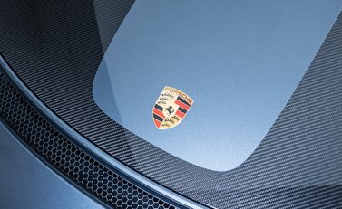 Porsche 718 SPYDER RS PDK 38