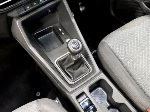 Ford Tourneo Connect 2.0 EcoBlue Titanium MPV 5dr Diesel Manual Euro 6 (s/s) (122 ps) 17