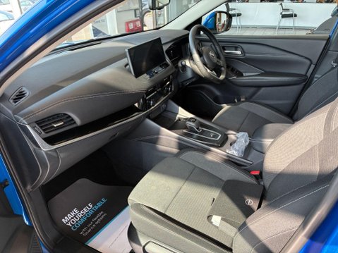 Nissan Qashqai 1.3 DIG-T MHEV N-Connecta XTRON Euro 6 (s/s) 5dr 28