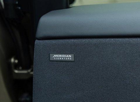 Land Rover Range Rover Sport P635 SV EDITION ONE 33