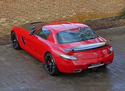 Mercedes-Benz SLS AMG GT Final Edition 10