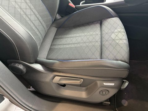 Volkswagen Tiguan 1.5 eTSI MHEV R-Line DSG Euro 6 (s/s) 5dr 19
