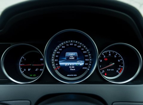 Mercedes-Benz C63 AMG Black Series 21