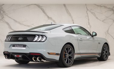 Ford Mustang Mach 1 7