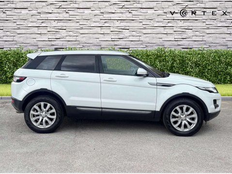Land Rover Range Rover Evoque 2.2 Range Rover Evoque Pure Tech SD4 4WD 5dr 8