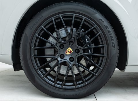 Porsche Cayenne GTS Coupe 24