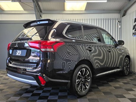 Mitsubishi Outlander 2.0h 12kWh GX4h SUV 5dr Petrol Plug-in Hybrid CVT 4WD Euro 6 (s/s) (200 ps) 6