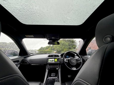 Jaguar F-Pace I V6 S AWD 3