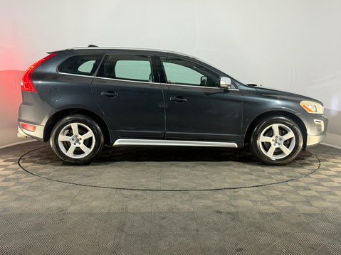 Volvo XC60 D5 R-DESIGN AWD 4