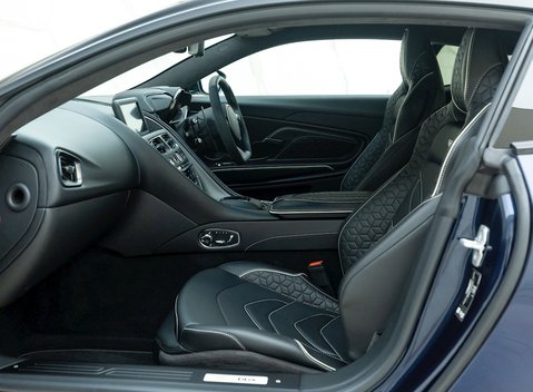 Aston Martin DBS Superleggera 13