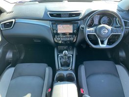 Nissan Qashqai 1.3 Qashqai N-Connecta DiG-T 5dr 2