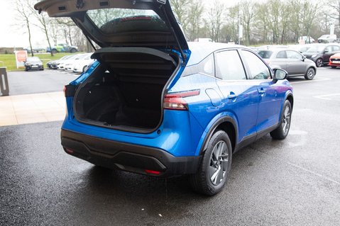 Nissan Qashqai DIG-T ACENTA PREMIUM MHEV 36