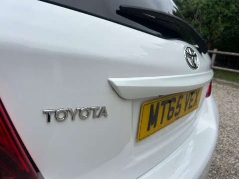 Toyota Yaris 1.33 Dual VVT-i Sport Euro 5 5dr Euro 5 41