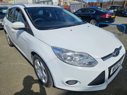 2014 FOCUS EDGE TDCI 95 YEAR 2014 14 MILEAGE 82,400 MILES BODY TYPE ESTATE... photo