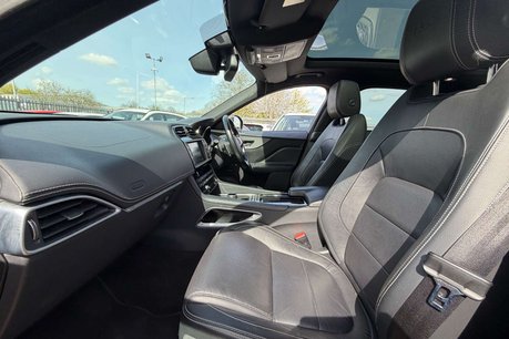 Jaguar F-Pace 3.0 F-PACE V6 S AWD D Auto 4WD 5dr 32