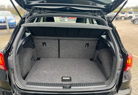 SEAT Arona 1.0 TSI XCELLENCE 5 DOOR 32