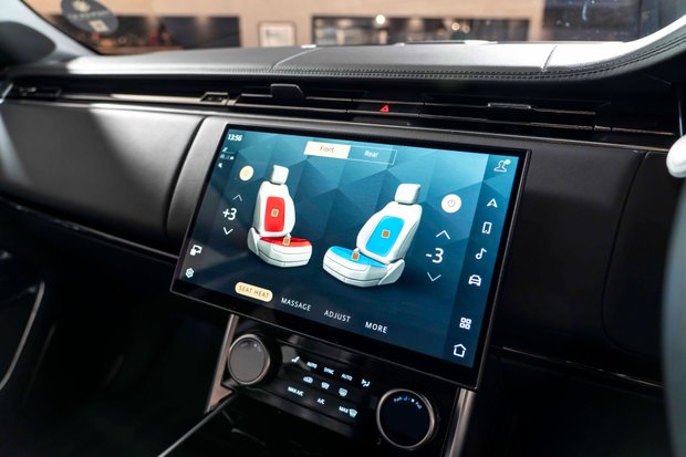 Land Rover Range Rover AUTOBIOGRAPHY. NOW SOLD. SIMILAR REQUIRED. PLEASE CALL 01903 254800. 5