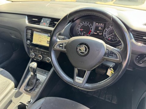 Skoda Octavia 2.0 TDI Scout DSG 4WD Euro 6 (s/s) 5dr 2
