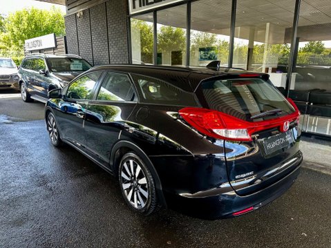 Honda Civic 1.8 i-VTEC SE Plus Tourer Auto Euro 6 5dr (Navi) 9