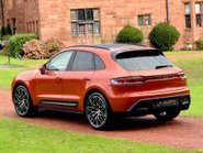 Porsche Macan S PDK 31