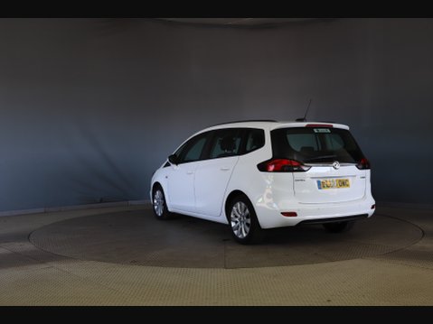 Vauxhall Zafira DESIGN 5