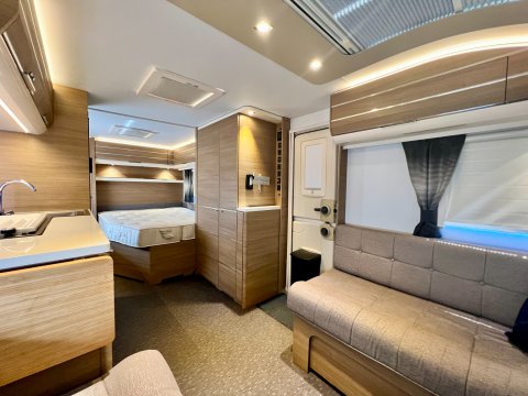 Adria Adora Thames 613 UT 30