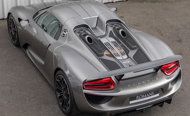 Porsche 918 Spyder 10