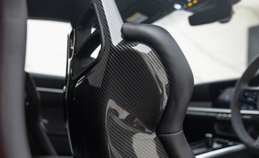 Porsche 911 Turbo S (992) Lightweight 18