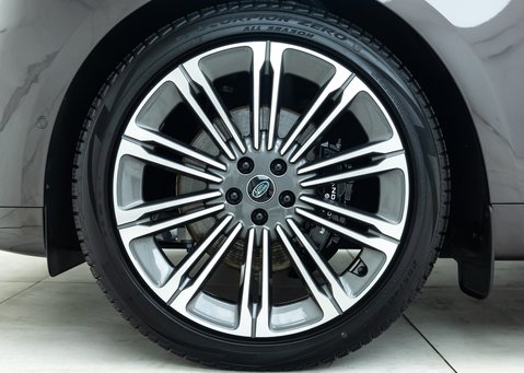 Land Rover Range Rover Sport D350 Autobiography 