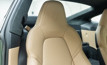 Porsche 911 GT3 TOURING (992) 15