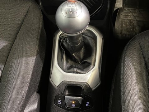 Jeep Renegade 1.6 E-TorQ Sport Euro 6 (s/s) 5dr 25