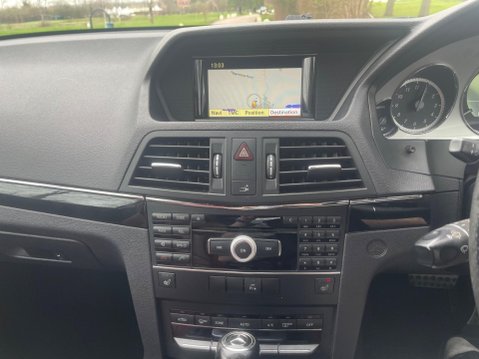 Mercedes-Benz E Class 2.1 E250 CDI BlueEfficiency Sport Tiptronic Euro 5 2dr 23