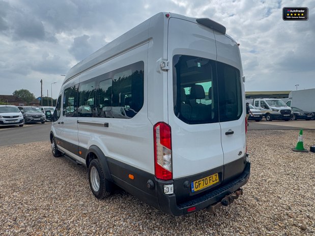 Ford Transit Minibus XLWB L4H3 High Roof 17 Seats Camera Trend SELECT 10